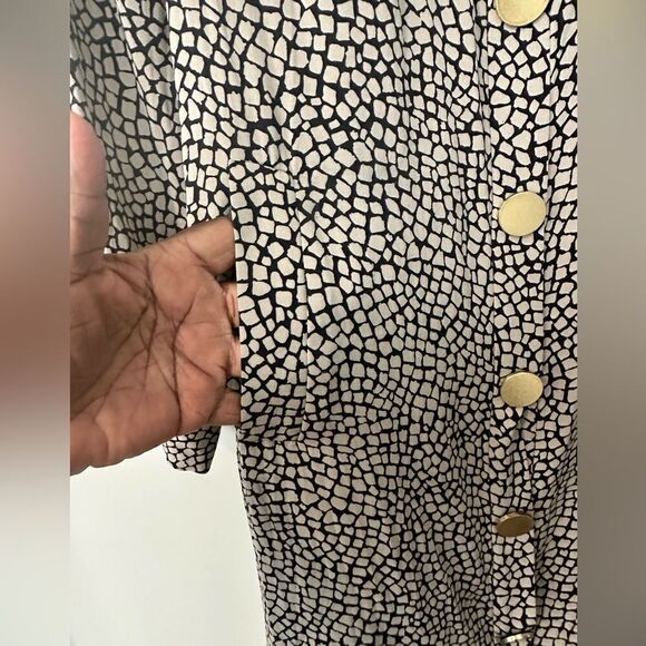 Vintage Diane Von Furstenberg Black & Taupe Animal Print Silk Shirt Dress 4 - Picture 3 of 8
